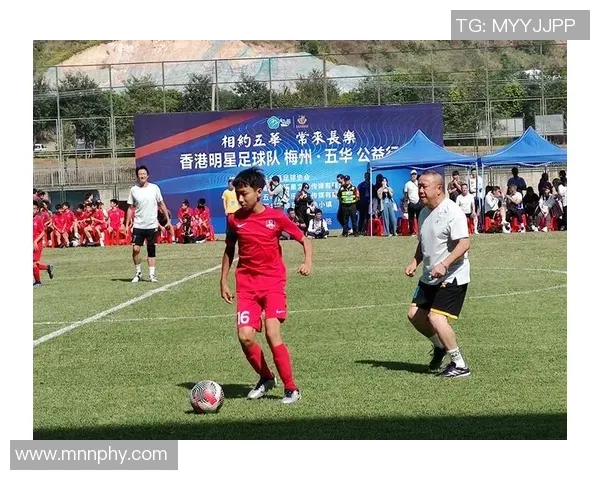 30分钟以下多次20+5+5且命中5三分：波杰比肩库里